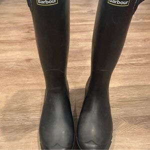 Barbour rain boots size 13